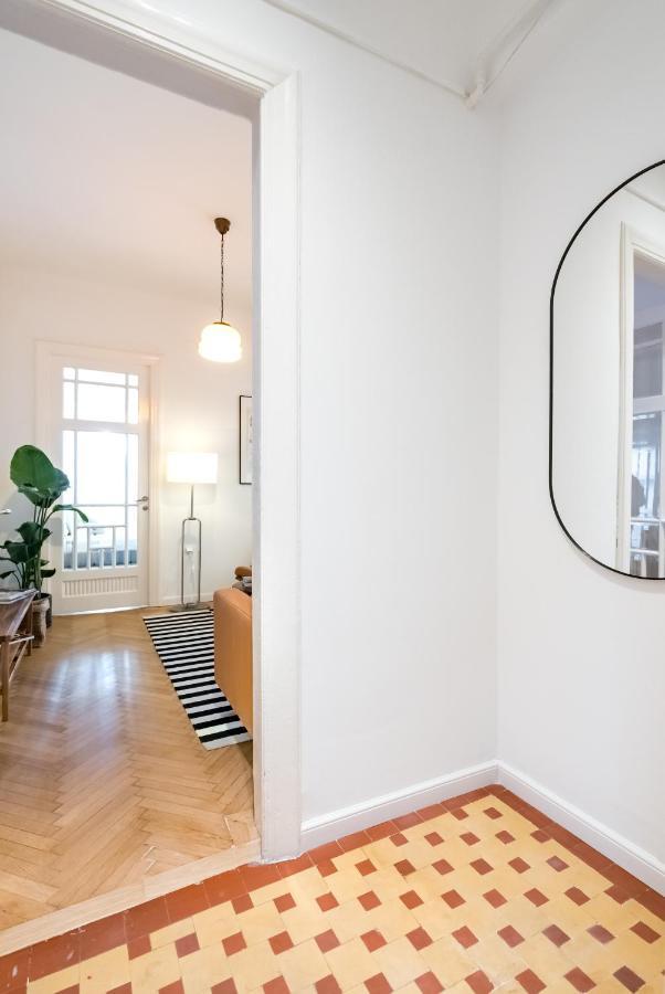 Cismigiu Serenity: 1Br Flat With Scenic Balcony Boekarest Buitenkant foto