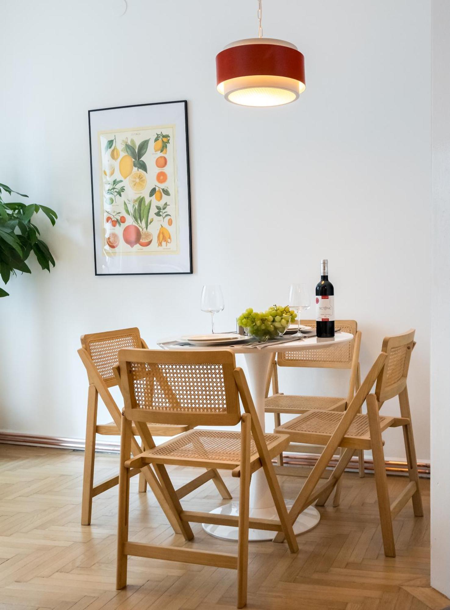 Cismigiu Serenity: 1Br Flat With Scenic Balcony Boekarest Buitenkant foto