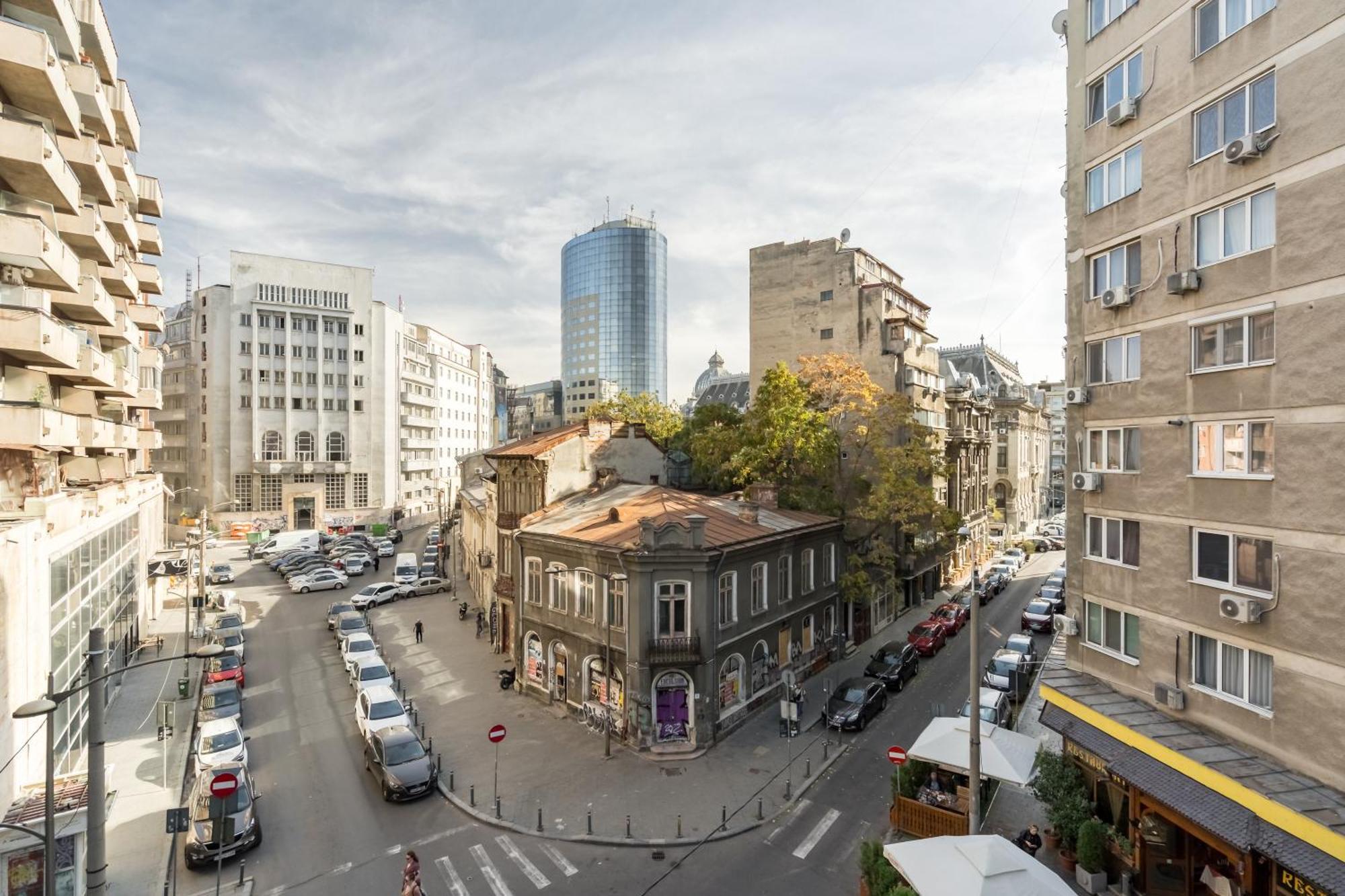 Cismigiu Serenity: 1Br Flat With Scenic Balcony Boekarest Buitenkant foto